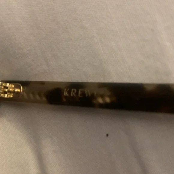 Tortoise Shell Round Sunglasses - Picture 5 of 5